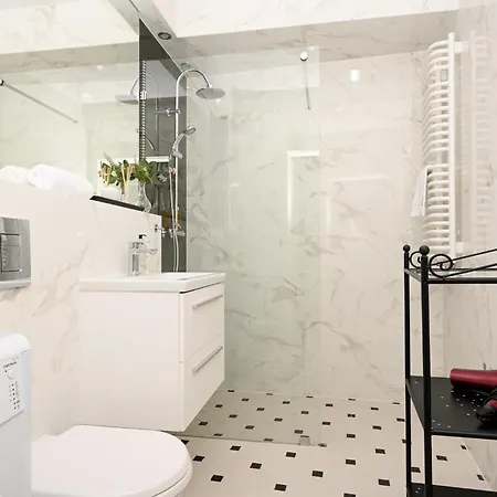 Rentplanet - Dworska Apartment *
